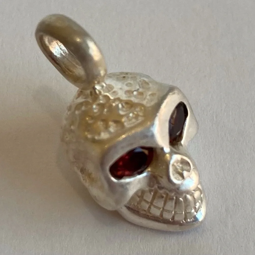 925 Sterling Silver Skull with Ruby Eyes Pendant Necklace